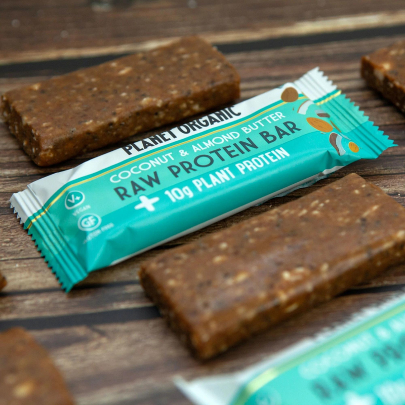 PLANET ORGANIC Raw Protein Bar Almond Butter And Coconut, 50g